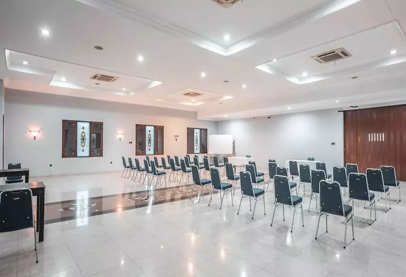 Oyo 686 Hotel Bunga Karang