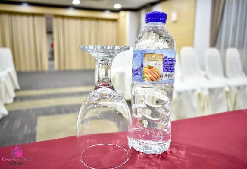 Riverview Hotel Muar