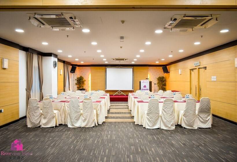 Riverview Hotel Muar