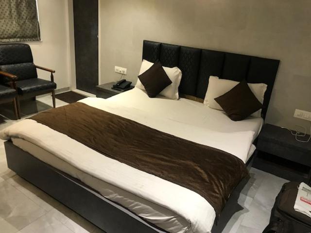 Отель Mansarovar