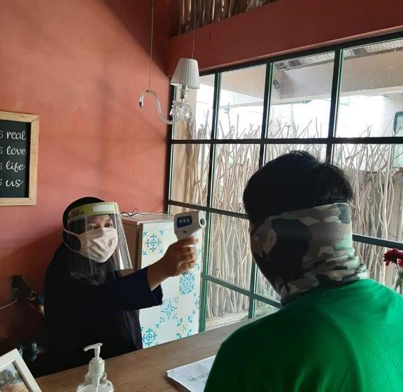 צימר Rimba Desa Resort Inn Jepara