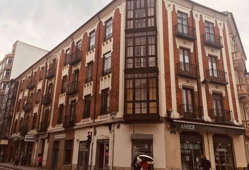 ペンション Insidehome Valladolid Centro  Hab Con Baño Privado En El Centro Y Opcion De Parking