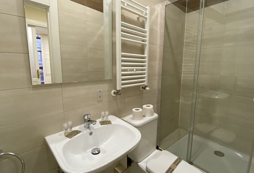 بنسيون Insidehome Valladolid Centro Hab Con Baño Privado En El Centro Y Opcion De Parking