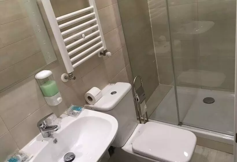 ペンション Insidehome Valladolid Centro  Hab Con Baño Privado En El Centro Y Opcion De Parking