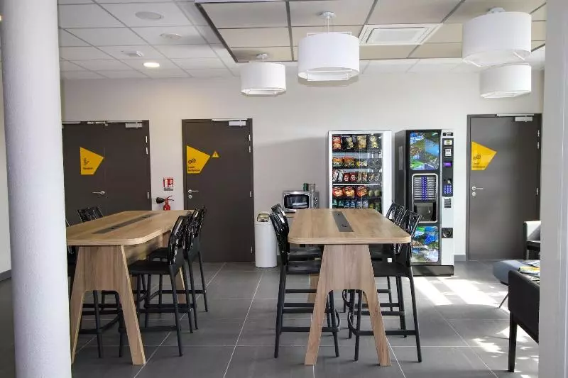 B&b Hotel Montélimar Sud