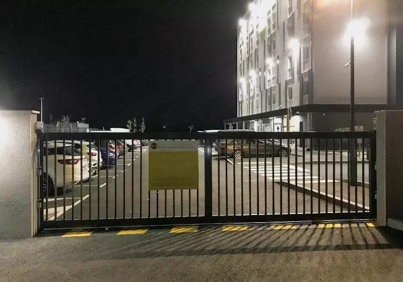 B&b Hotel Montélimar Sud