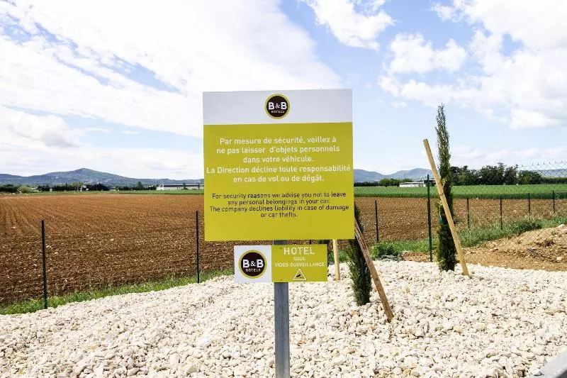 B&b Hotel Montélimar Sud