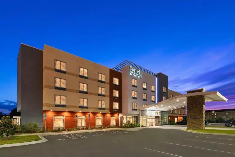 ホテル Fairfield Inn & Suites Santee