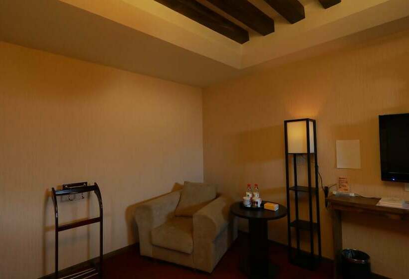 فندق Hui Guesthouse