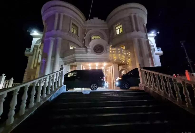 هتل Royal Bv