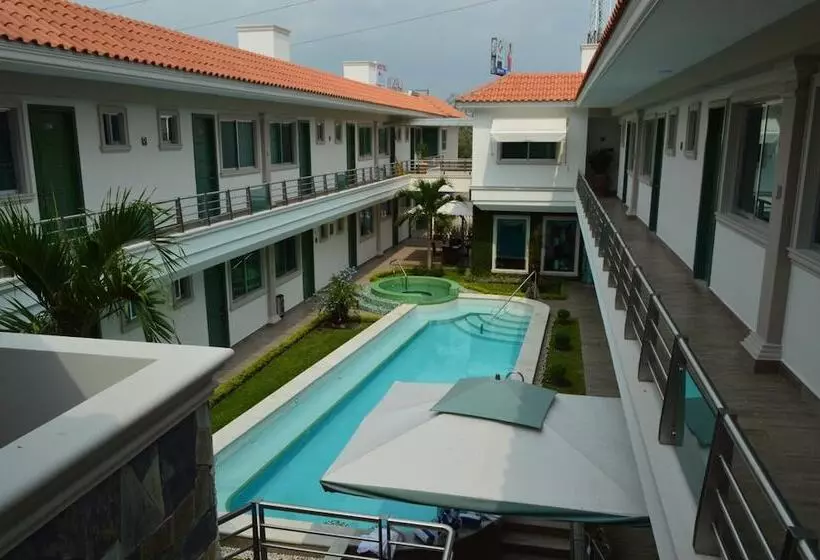 ホテル Villa Magna Poza Rica