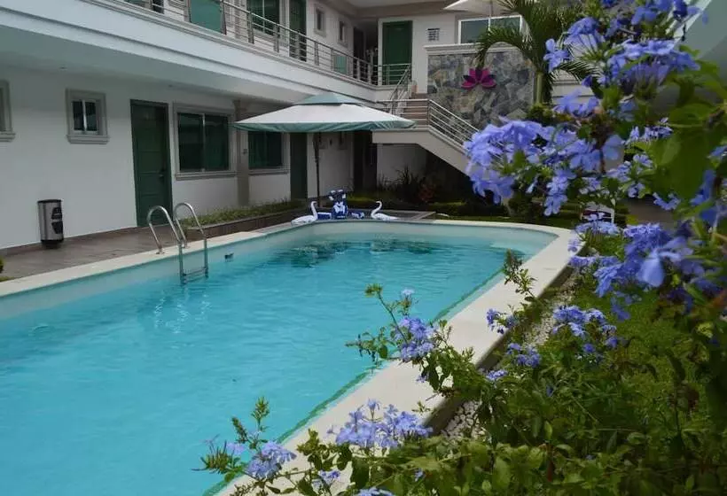 ホテル Villa Magna Poza Rica