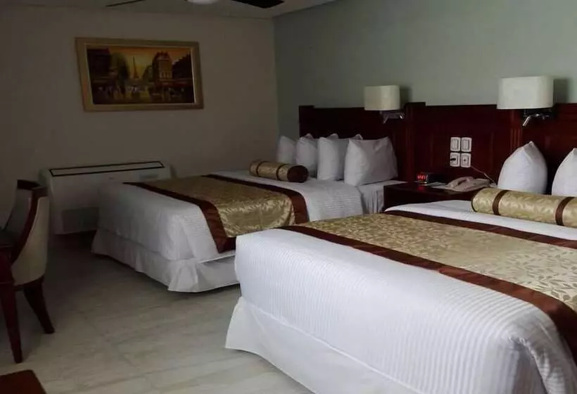 ホテル Villa Magna Poza Rica