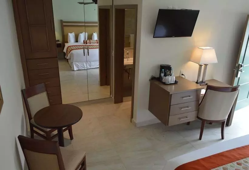 ホテル Villa Magna Poza Rica