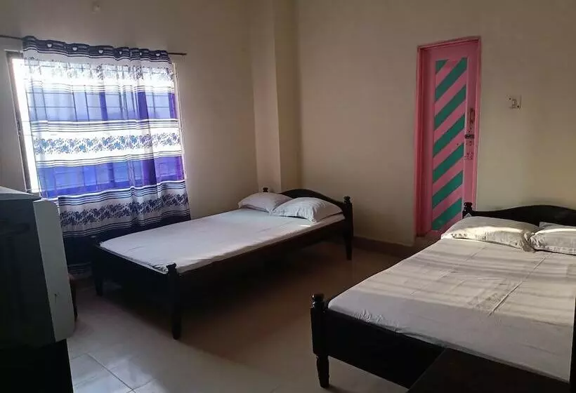 هتل As Shams International