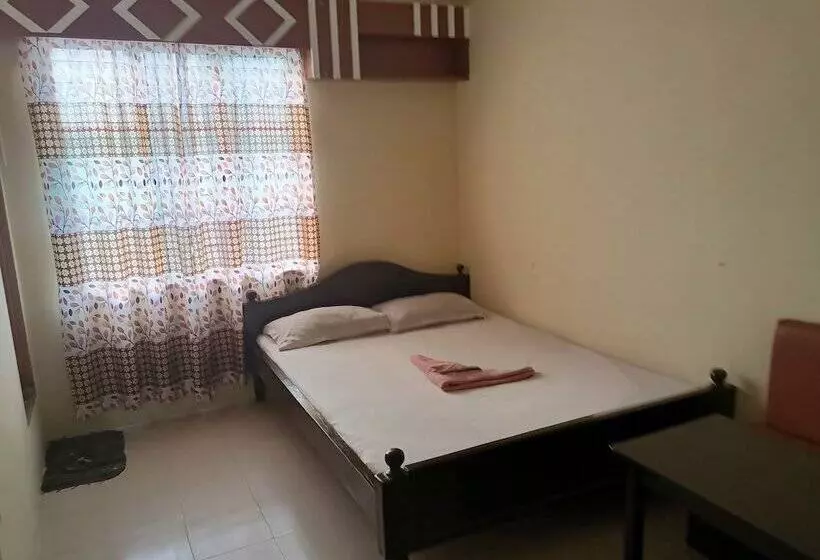 هتل As Shams International