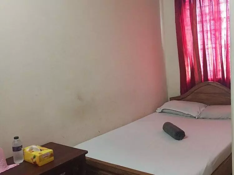 هتل As Shams International