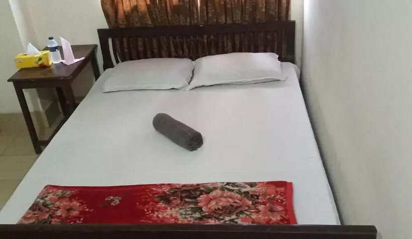 هتل As Shams International