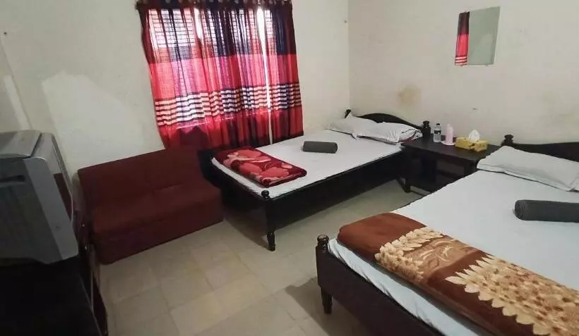 هتل As Shams International