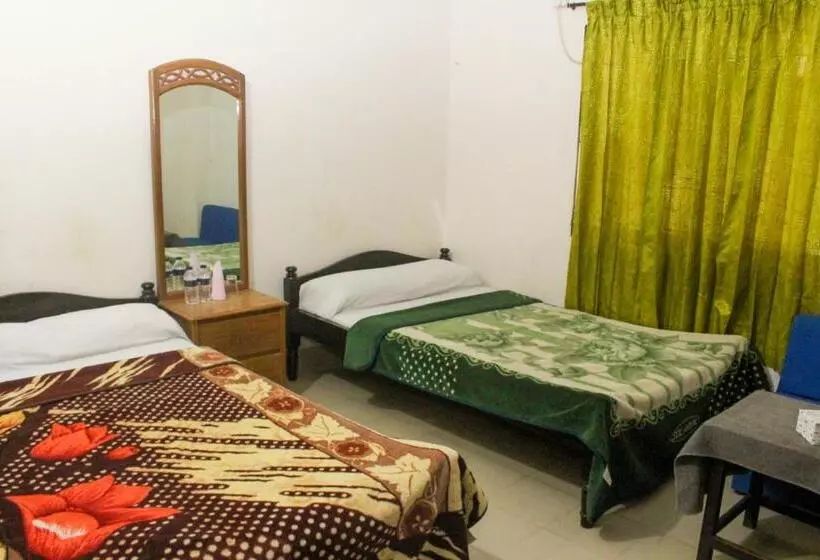 هتل As Shams International