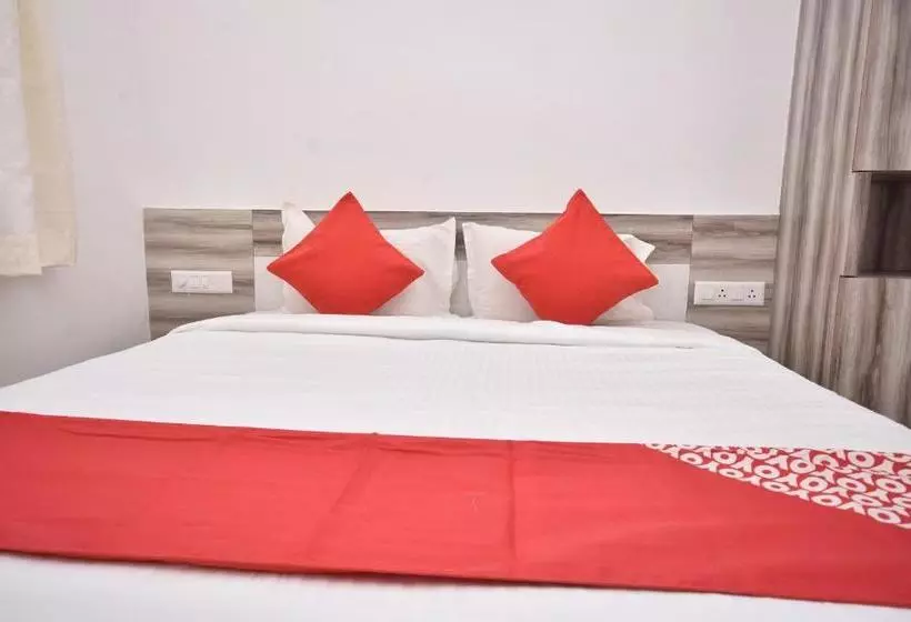 ホテル Oyo 29437 Ramesh Inn