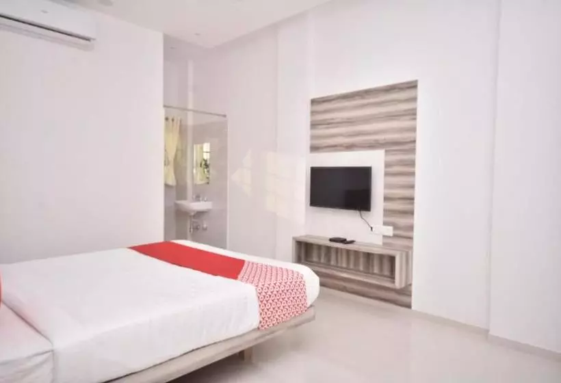 ホテル Oyo 29437 Ramesh Inn