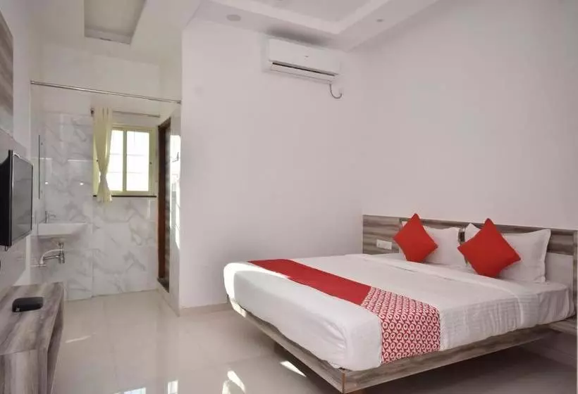 ホテル Oyo 29437 Ramesh Inn