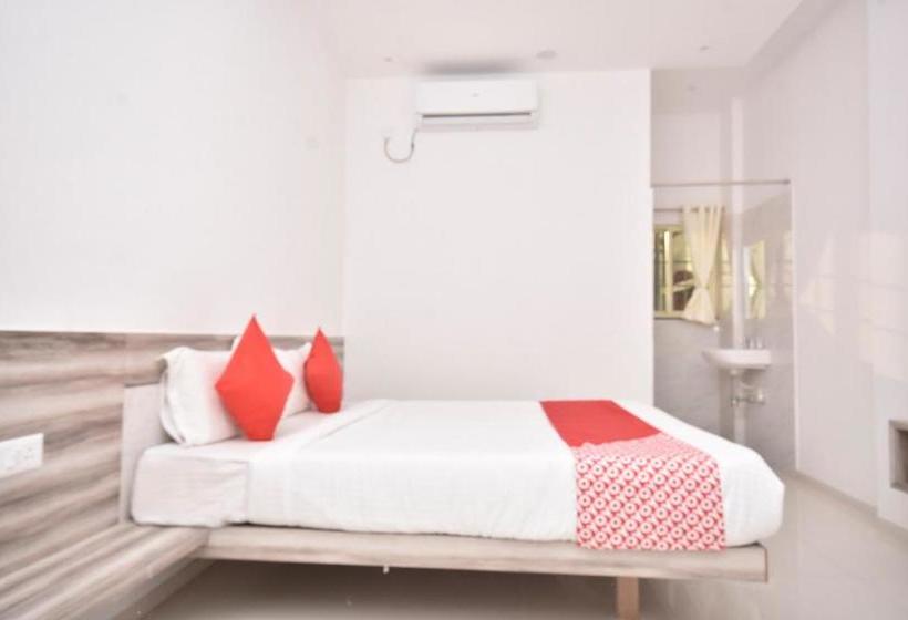 Hotel Oyo 29437 Ramesh Inn