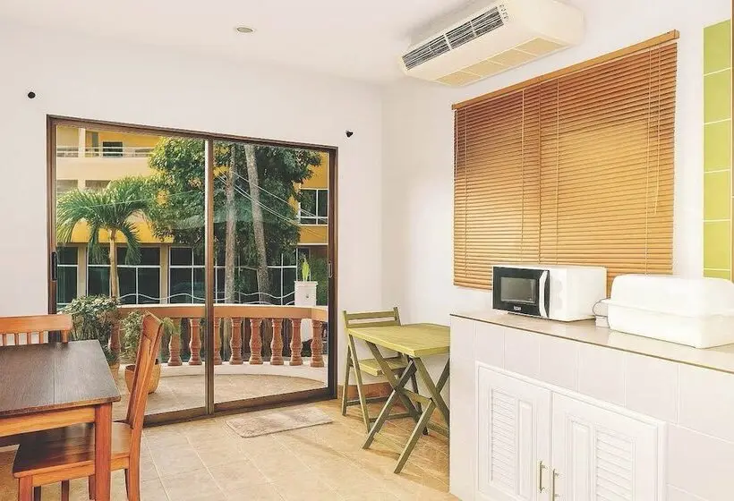 Szálloda Kamala Orchid Guesthouse