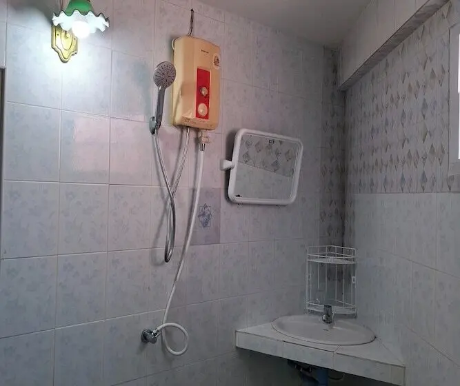 Szálloda Kamala Orchid Guesthouse