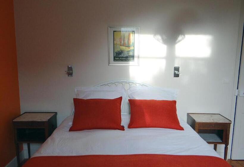 مبيت وإفطار Chambres D'hôtes Le Clos Bleu