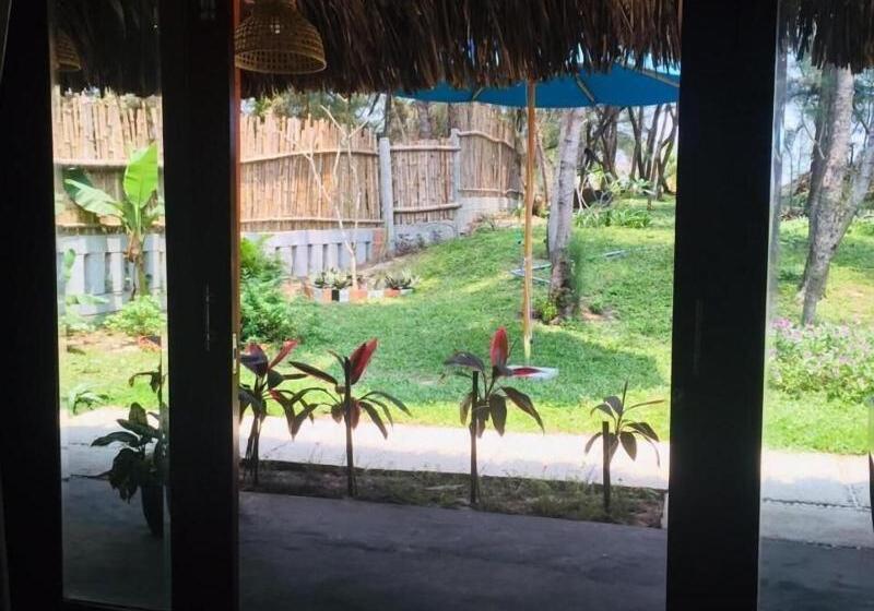 تختخواب و صبحانه Hoi An Blue Seaside Homestay