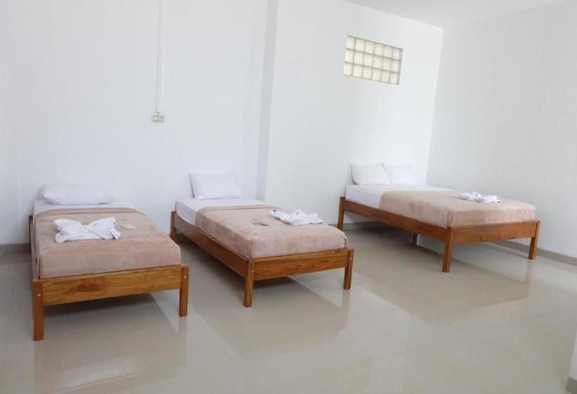 צימר Sky Bajo Hostel