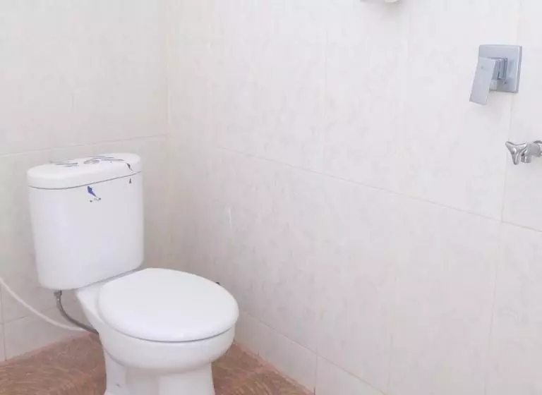 ベッドアンドブレックファースト Sky Bajo Hostel