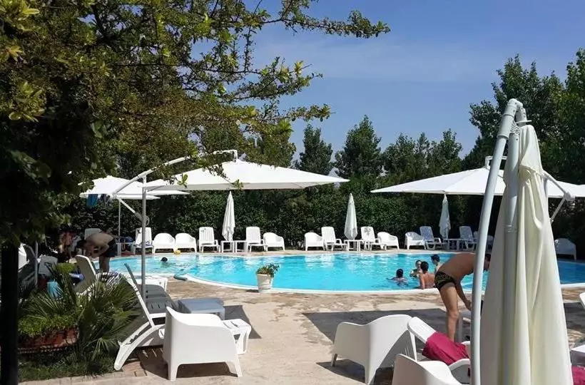 ホテル Agriturismo Pirro