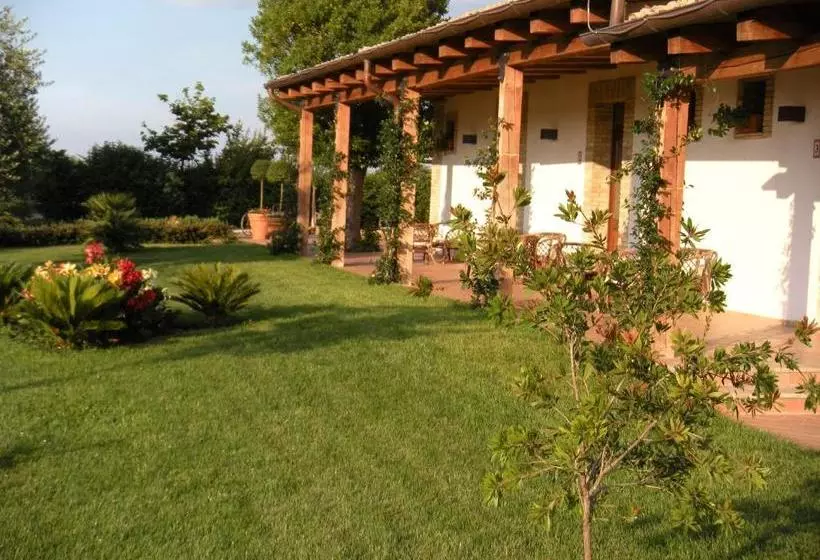 ホテル Agriturismo Pirro