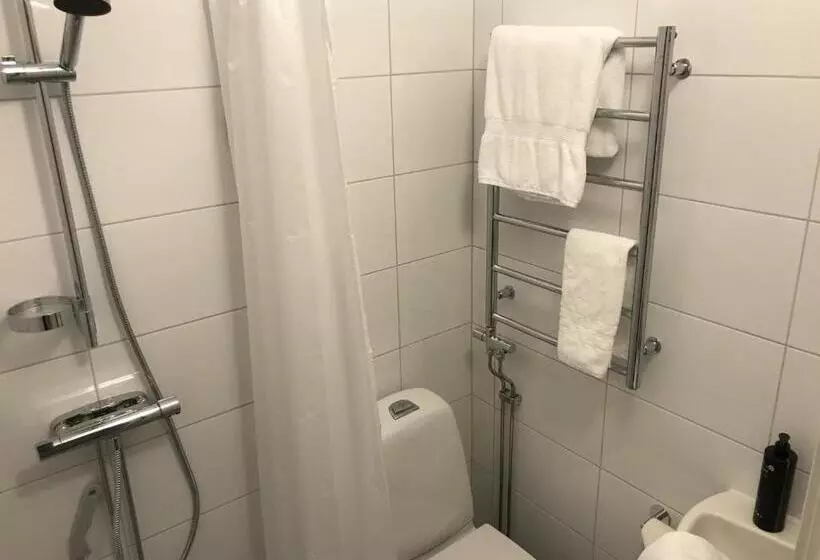 Ewa & Maude Hotel Aston Villa