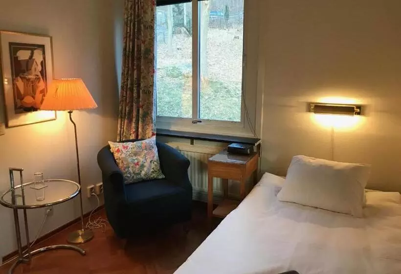 Ewa & Maude Hotel Aston Villa