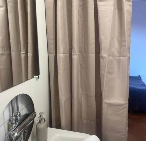 Ewa & Maude Hotel Aston Villa