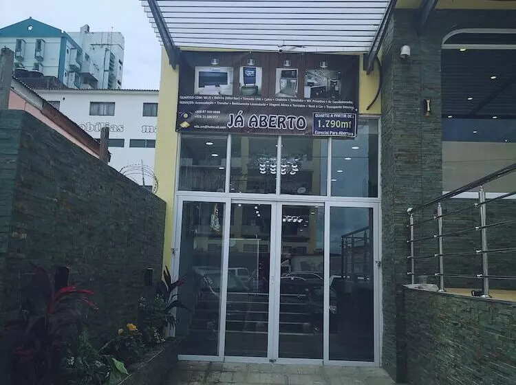 هتل Jardim Das Acácias