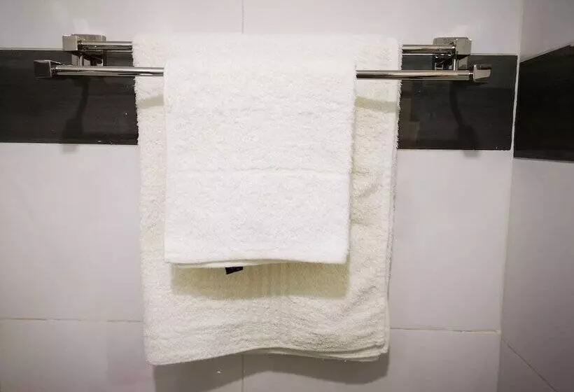 هتل Jardim Das Acácias