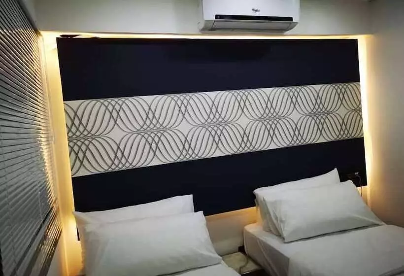 هتل Jardim Das Acácias