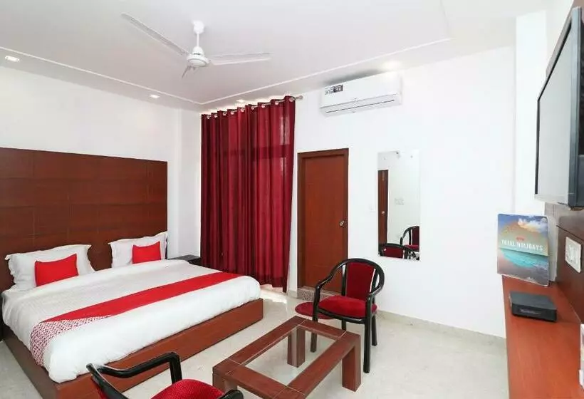 هتل Oyo 28328 Rex Cabana