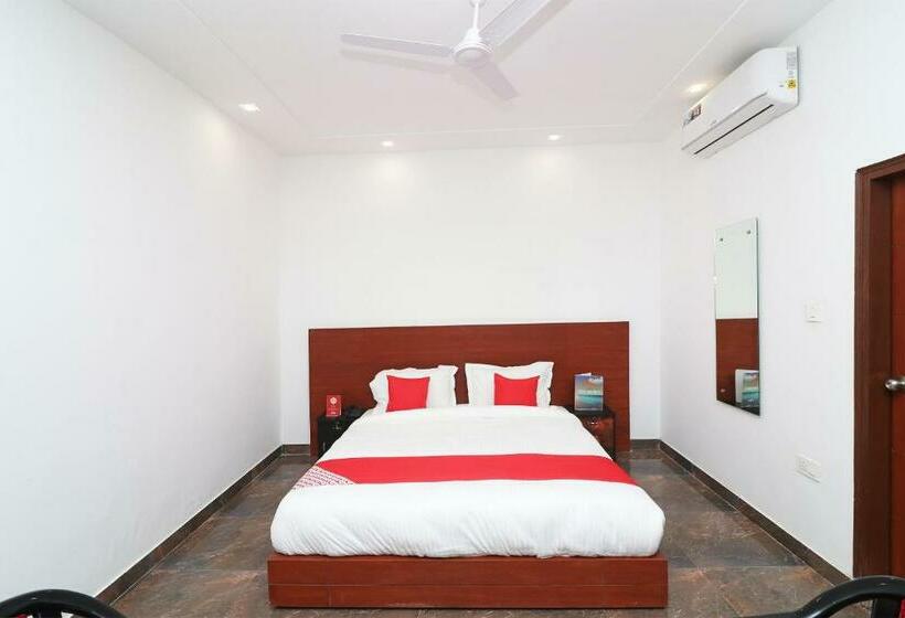 Hotel Oyo 28328 Rex Cabana