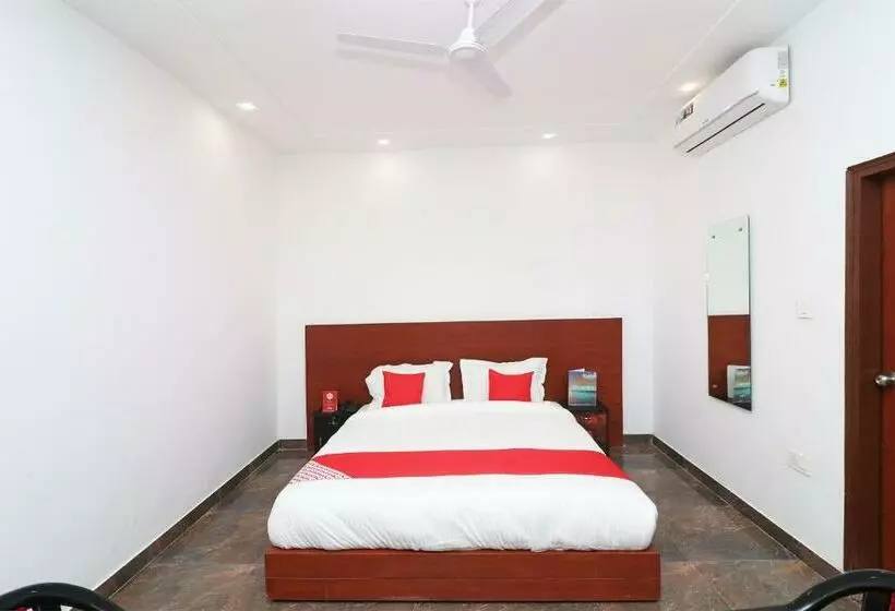 هتل Oyo 28328 Rex Cabana