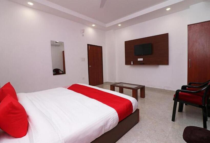 Hotel Oyo 28328 Rex Cabana