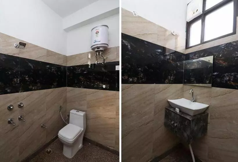 هتل Oyo 28328 Rex Cabana