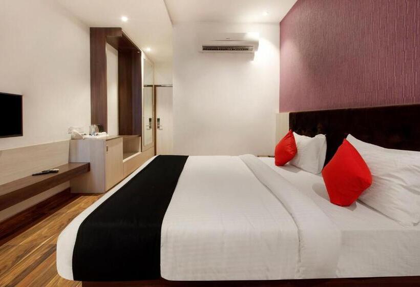 Hotel Super Collection O S B Excellency