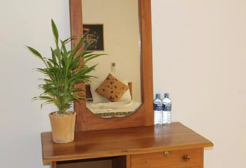 هتل Sigiriya Summer Resort