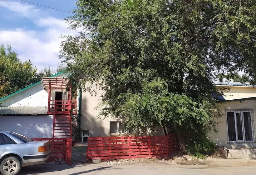 Kgb Home Hostel